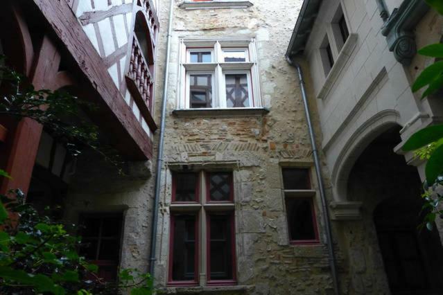 Charme Et Confort Blois Centre Apartment Luaran gambar